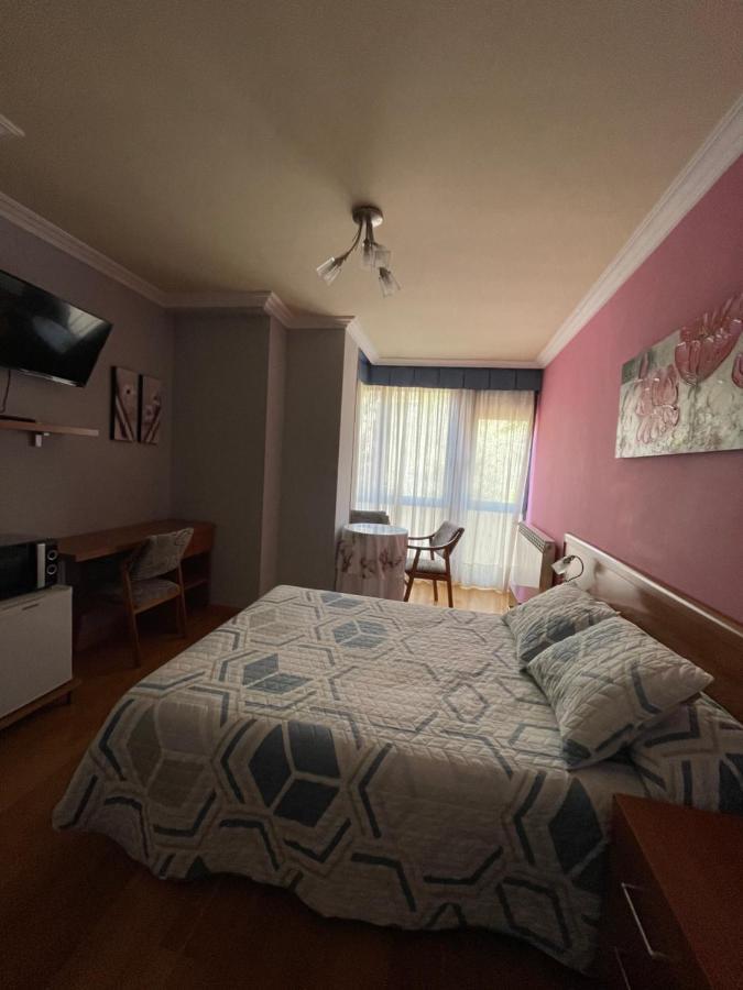 Hostal Santiago 2 Burgo Kültér fotó