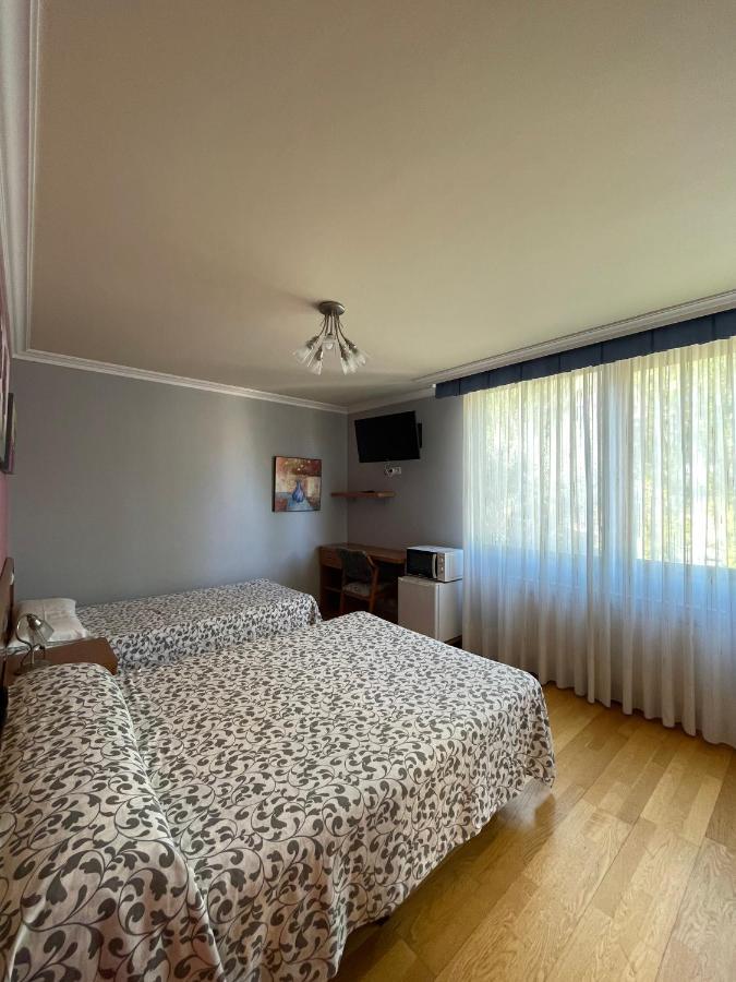 Hostal Santiago 2 Burgo Kültér fotó