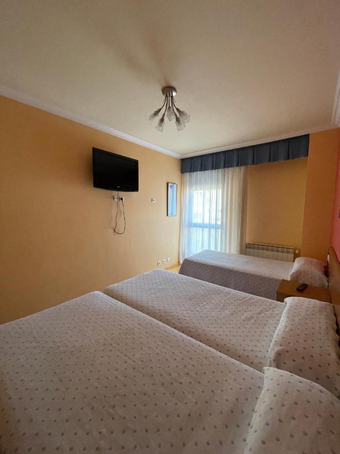Hostal Santiago 2 Burgo Kültér fotó