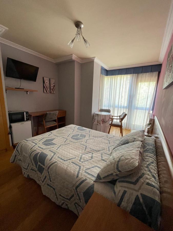 Hostal Santiago 2 Burgo Kültér fotó
