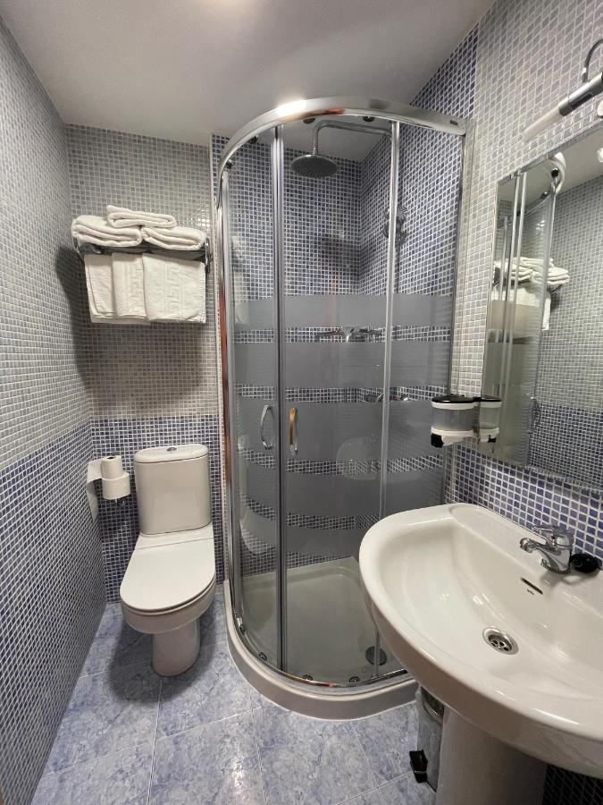 Hostal Santiago 2 Burgo Kültér fotó