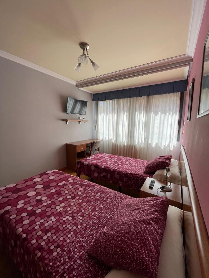 Hostal Santiago 2 Burgo Kültér fotó