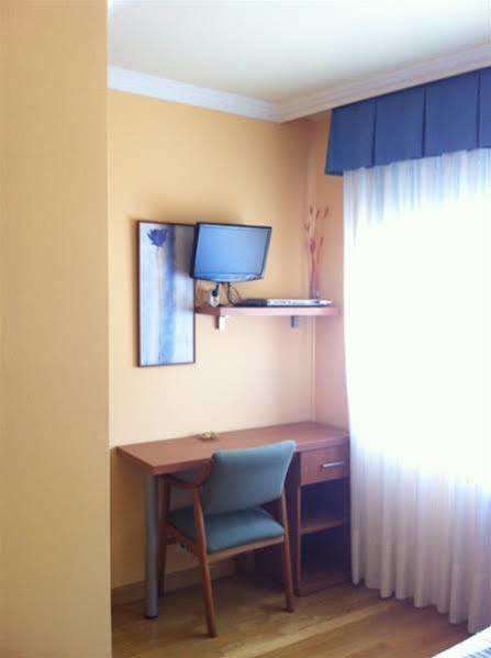 Hostal Santiago 2 Burgo Kültér fotó